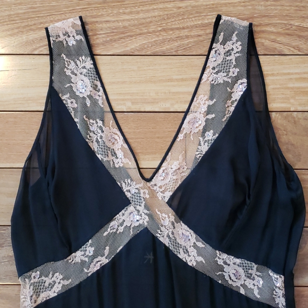 Dress - Picture 5 of 14